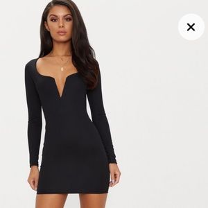 Black long sleeve v bar plunge bodycon dress